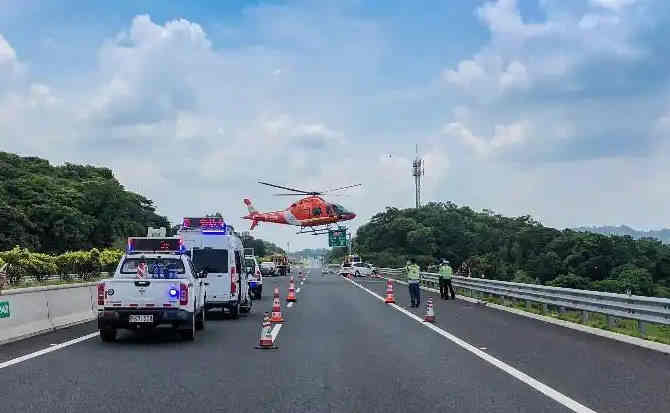 山海关区高速公路汽车救援案例